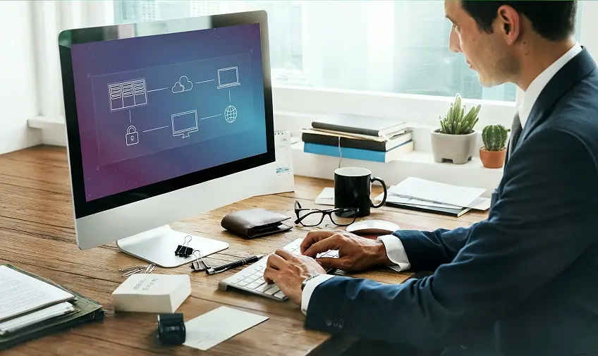 Sistema di gestione visitatori cloud: vantaggi, sicurezza e scalabilità